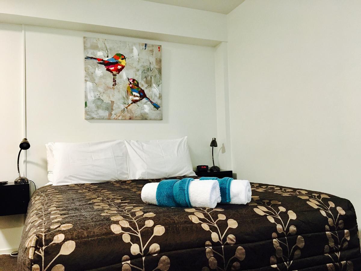 Caples Court Motel & Apartments Квинстаун Экстерьер фото
